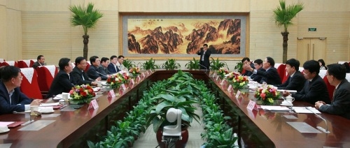 民航局局长李家祥会见甘肃省委书记陆浩一行