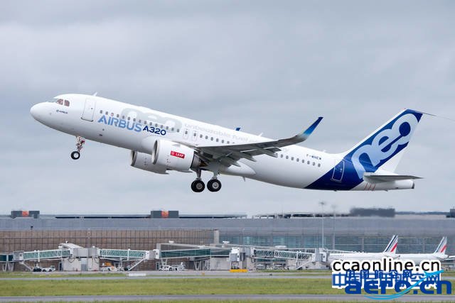 first-leap-powered-a320neo-takes-to-the-skies-1024x732