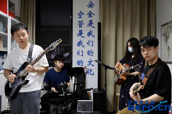 WechatIMG124_副本.jpg