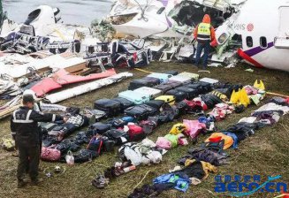 机长睡觉，醒后误操作致158人遇难